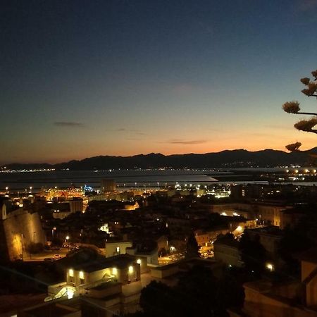 Hotel La Terrazza Кальяри Экстерьер фото